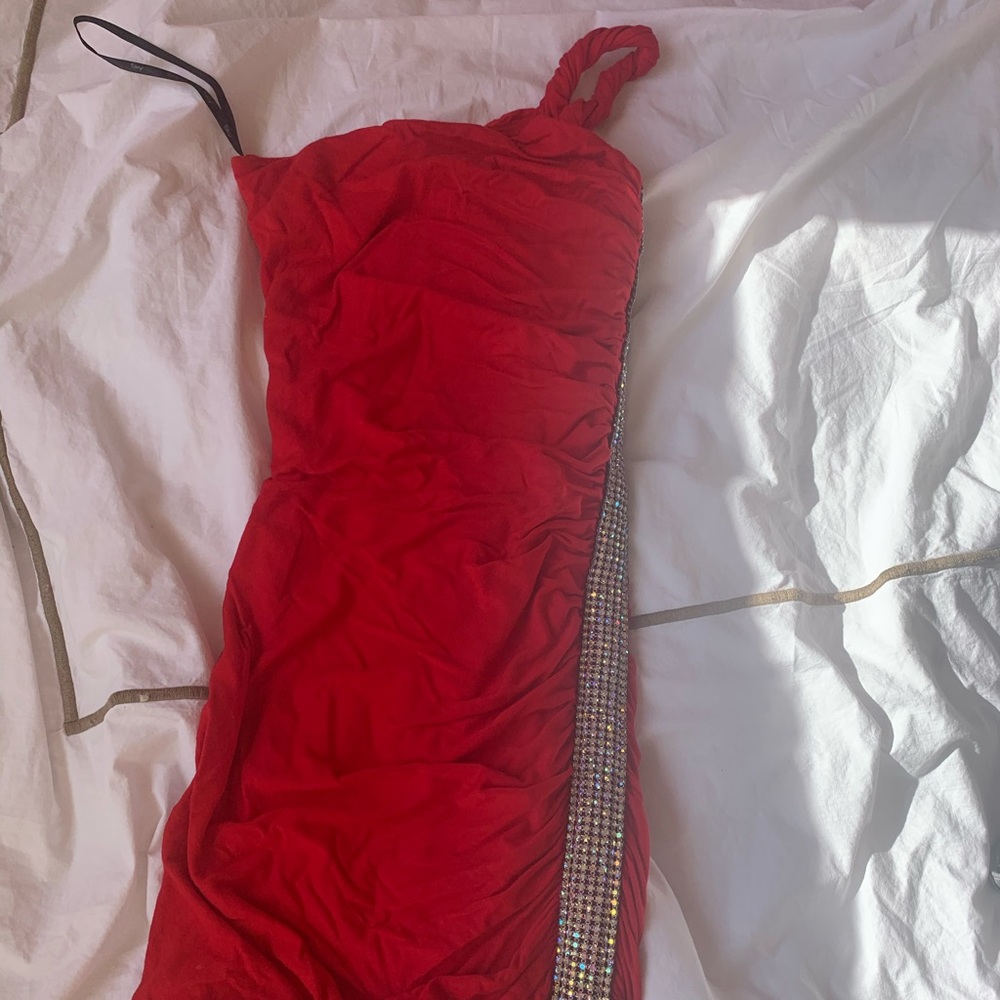 Sky red dress